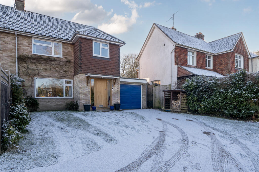 Main image of property: London Road, Liphook, GU30