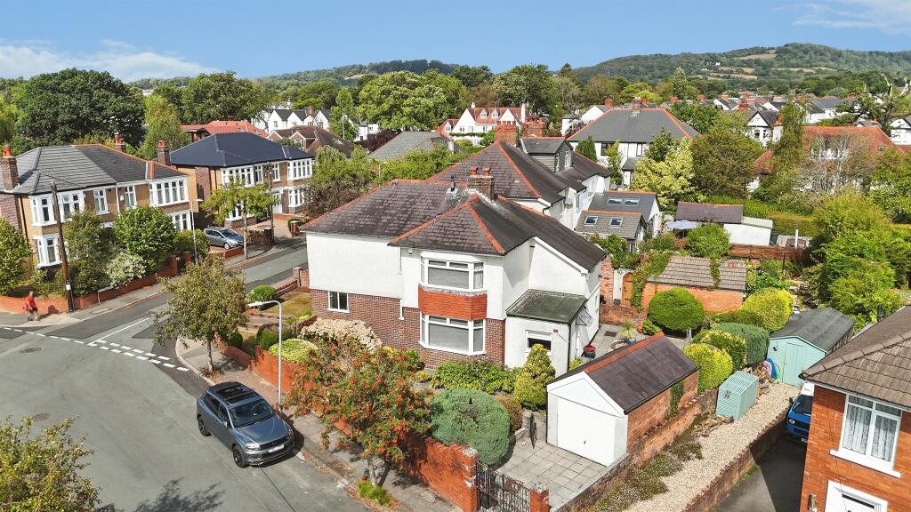 House in Cardiff, Rhiwbina - View 2