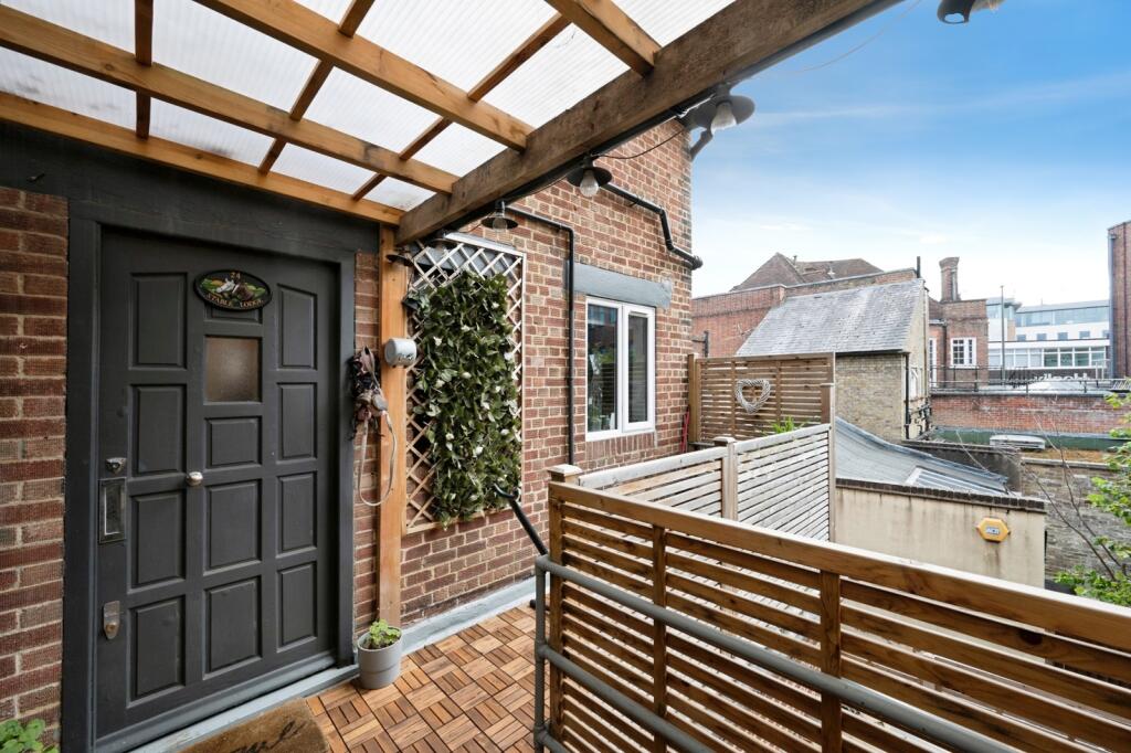 Apartment in Esher - View 3