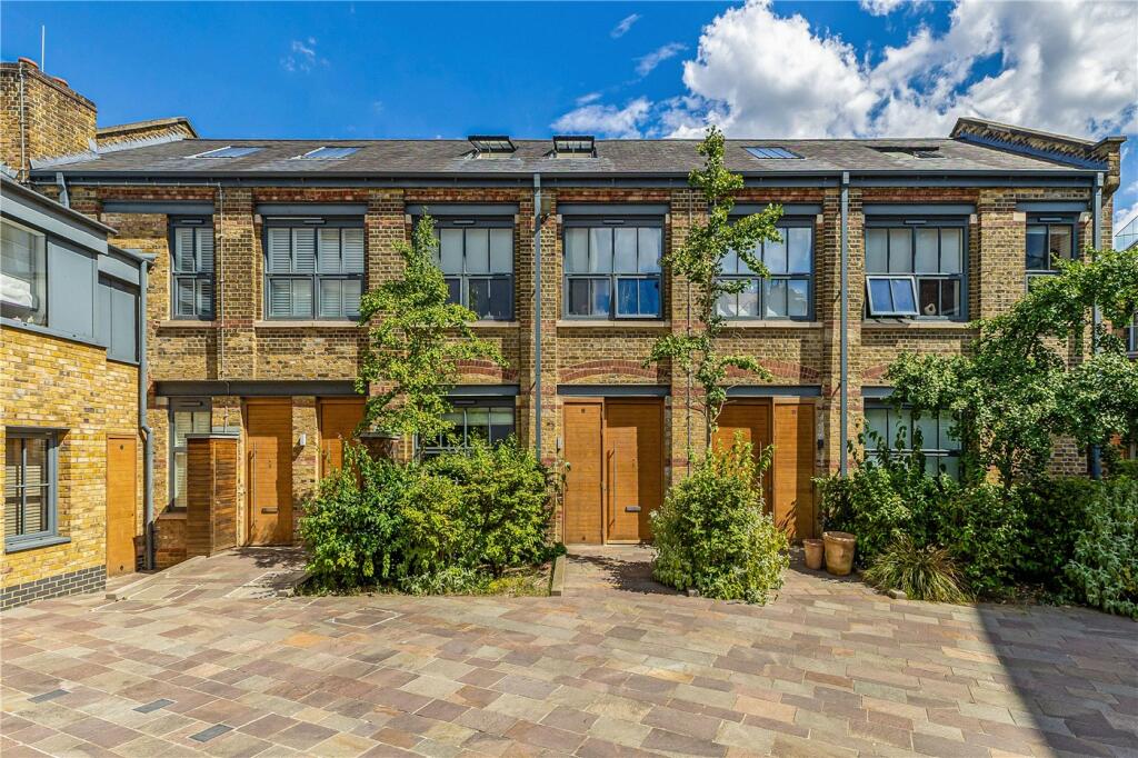Main image of property: Porteus Place, London, UK, SW4