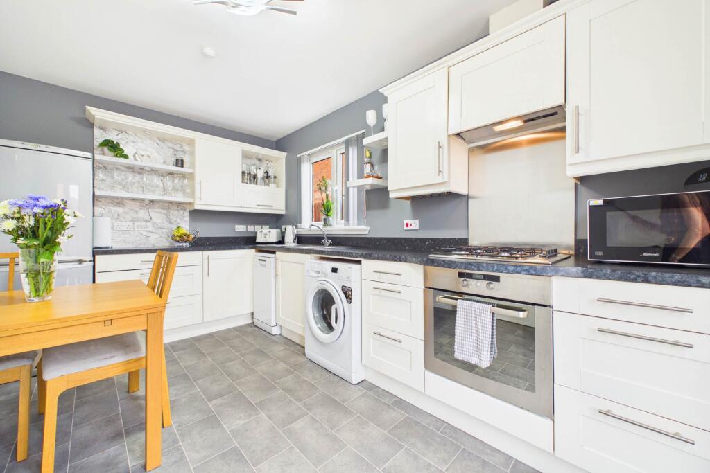 House in Motherwell, South Lanarkshire - View 5