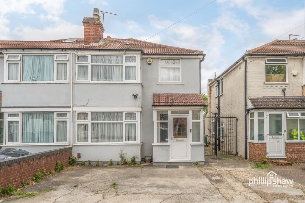 Main image of property: Morley Crescent West, Stanmore, HA7
