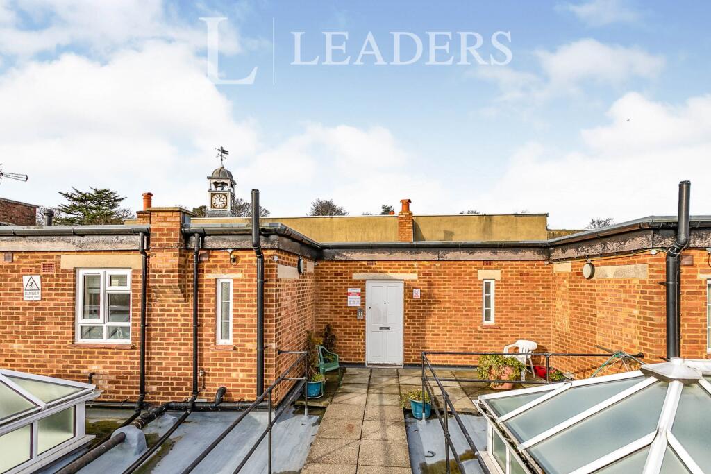 Main image of property: High Street, Reigate, RH2