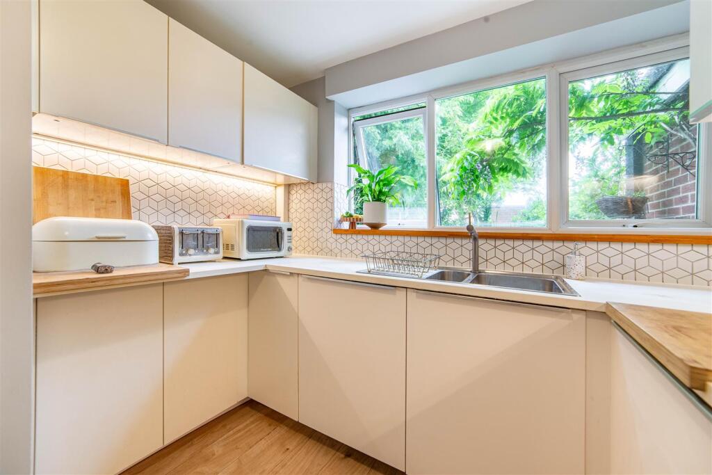 House in Newcastle upon Tyne - View 5