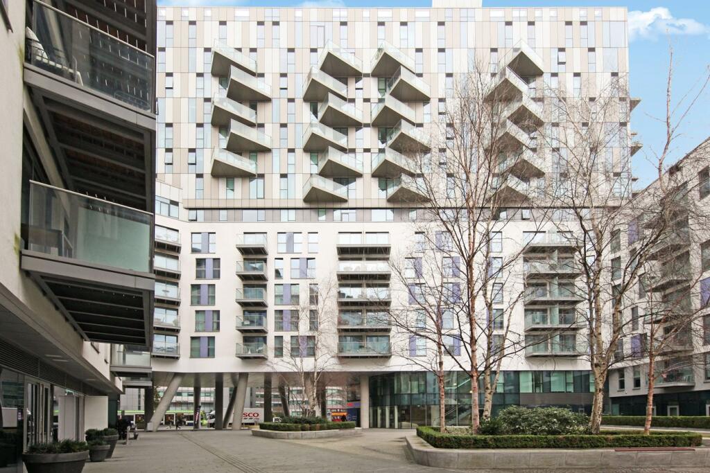 Main image of property: Saffron Central Square, Croydon, CR0