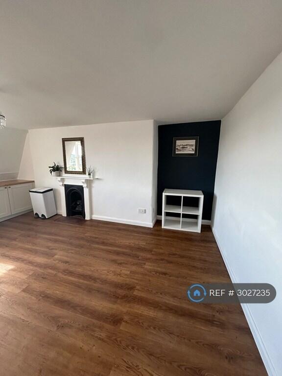 Apartment in Bath - View 2