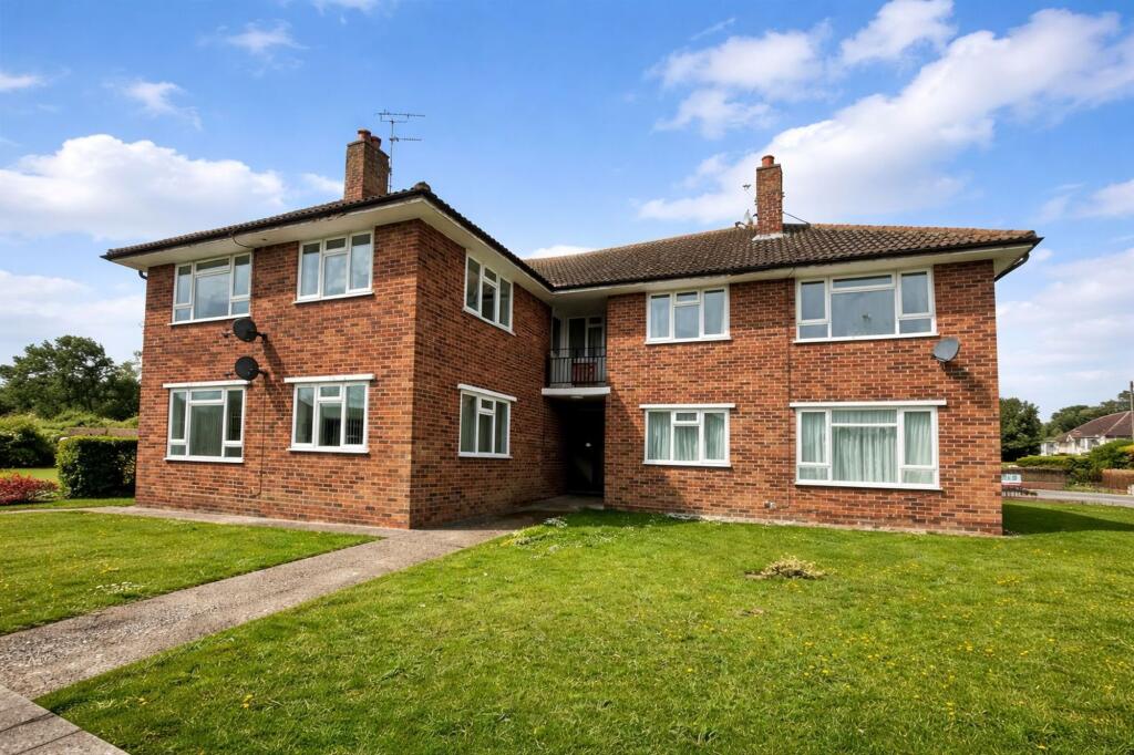 Main image of property: Barnhorn Close, Bexhill-On-Sea, TN39