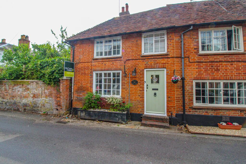 Main image of property: London Road, Odiham, RG29