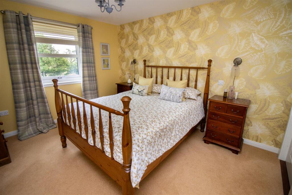 House in Galashiels - View 5