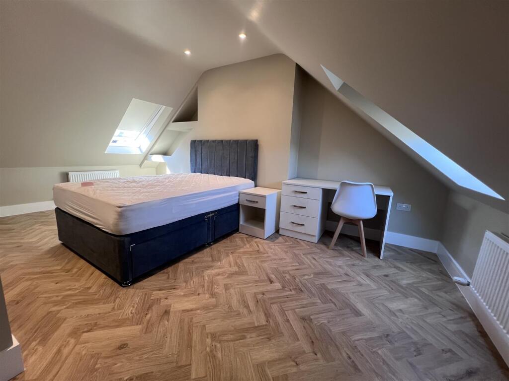 Main image of property: Elizabeth Way, Cambridge