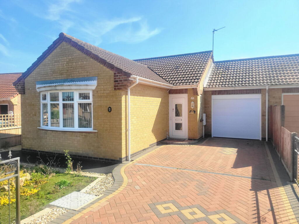 Main image of property: Well Vale Drive, Chapel St. Leonards, Skegness, PE24 5SE