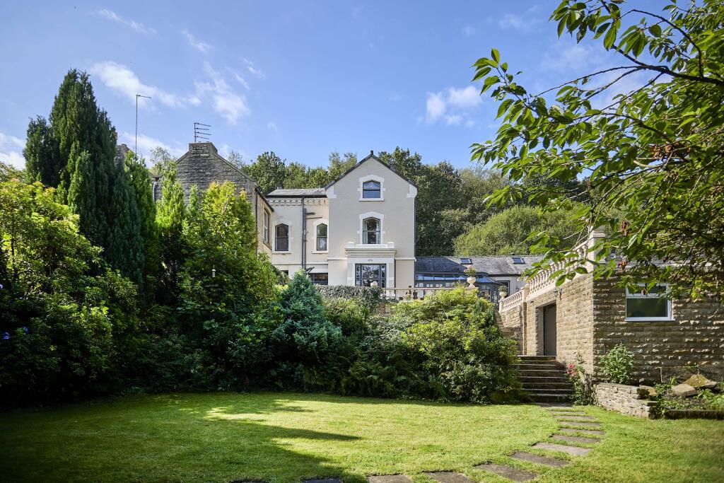 House in Bolton - View 3