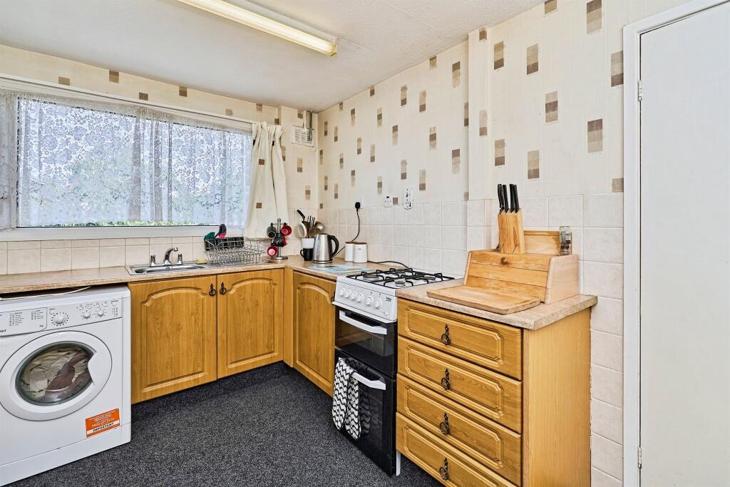 House in Sandwell, West Midlands - View 5