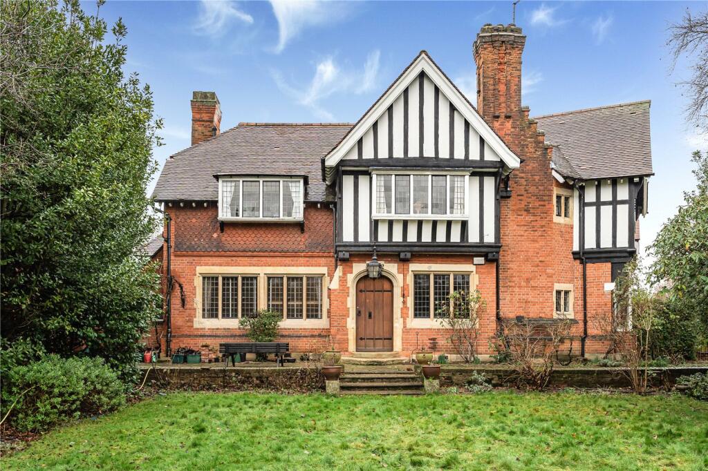 Main image of property: Blakesley Avenue, London, W5