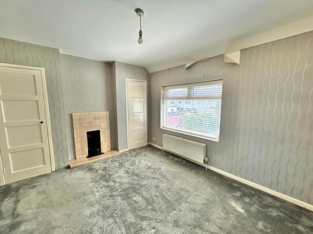 House in Wirral, Liverpool City Region - View 5