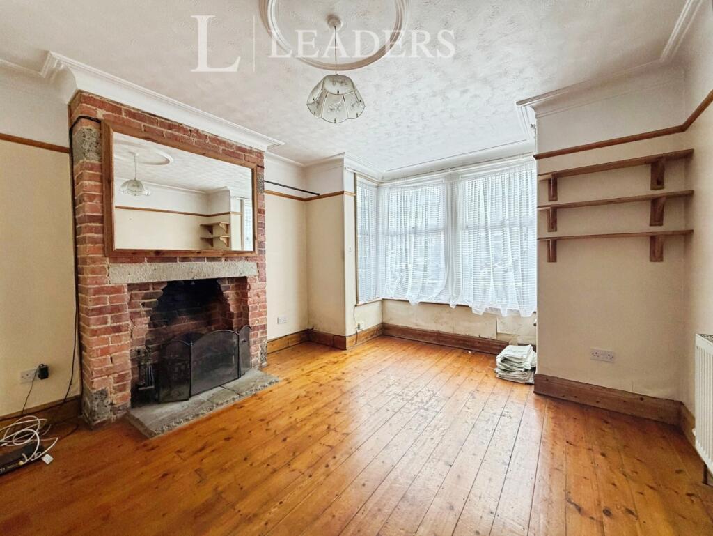 House in Portsmouth - View 4