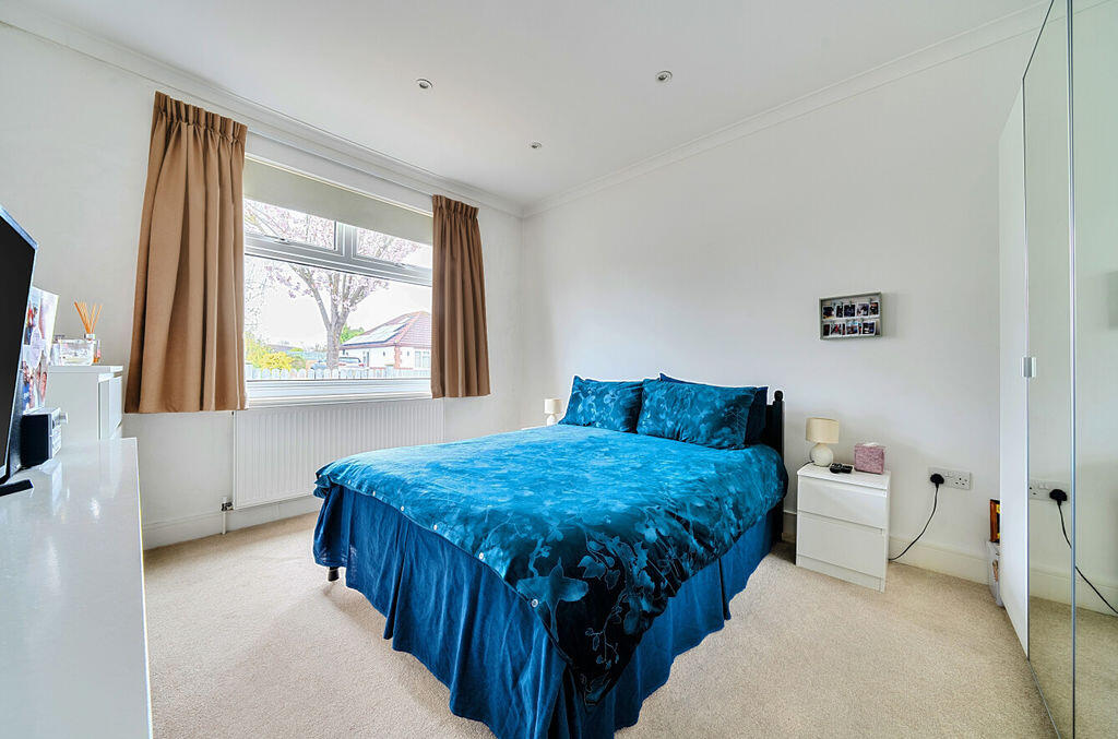 House in London - View 5