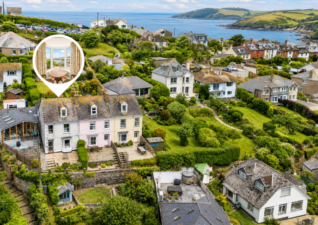 Main image of property: 1 Providence Place, Polruan, PL23 1PU