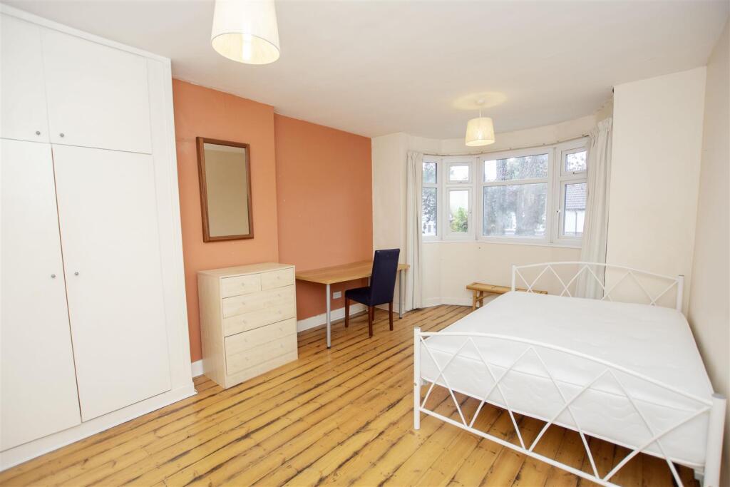4 bedroom house for rent