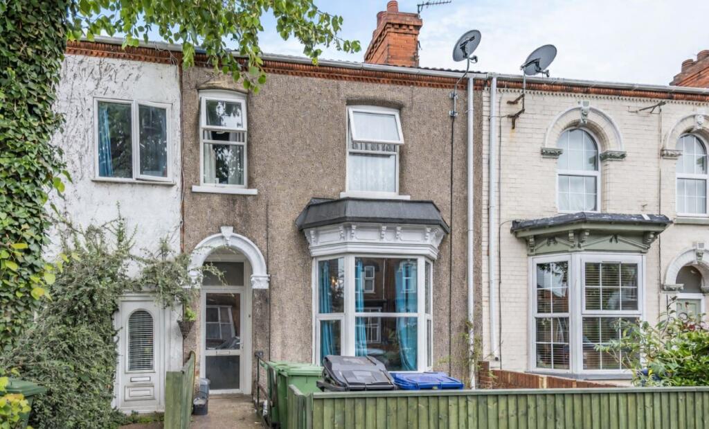 Main image of property: 309 Hainton Avenue, Grimsby, South Humberside, DN32 9LU