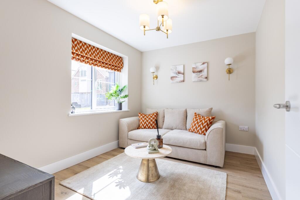 House in Epping Forest, Nazeing - More