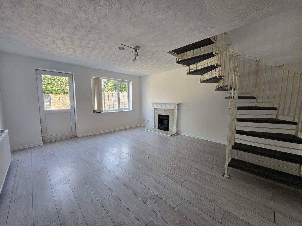 York Close, Bournville, Birmingham, B30 2HN photo 3