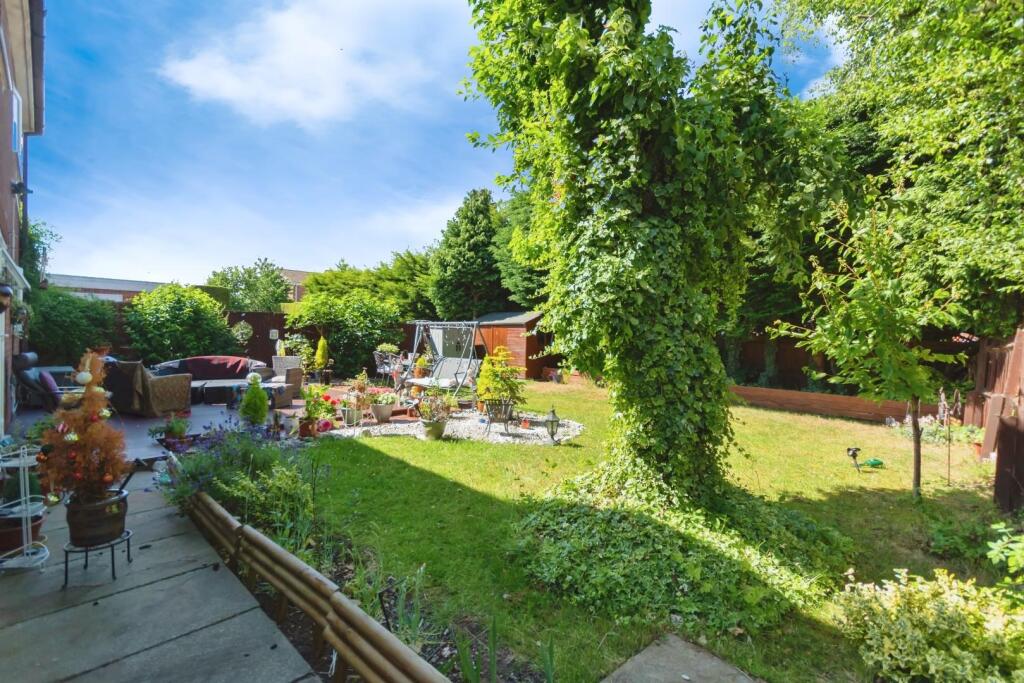Additional image 25 of Barnfield Drive, Solihull