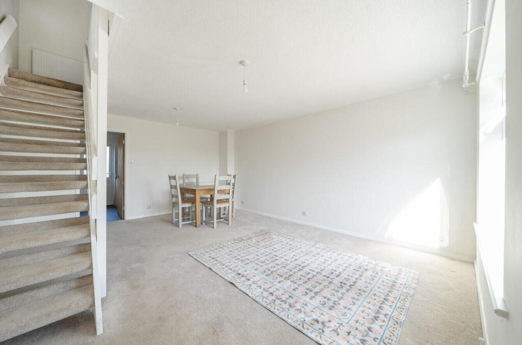 House in Taunton - View 2
