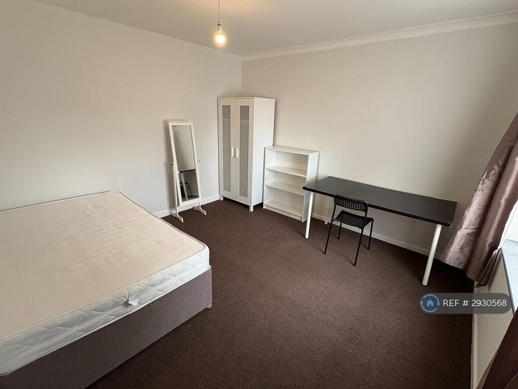 4 bedroom terraced house for rent