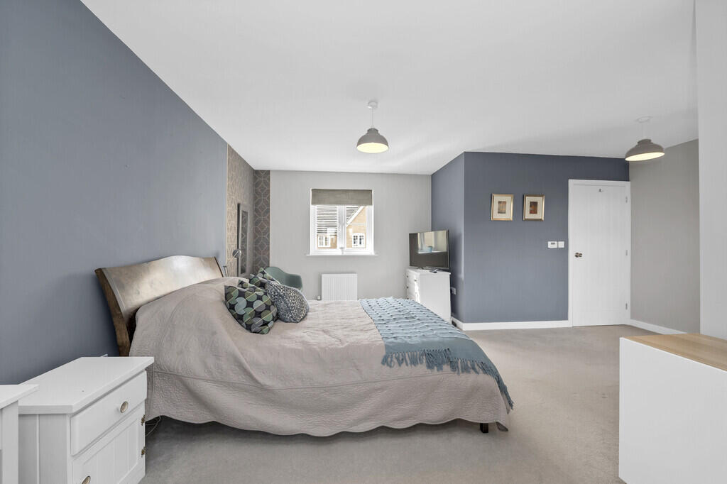 House in Ipswich - View 2