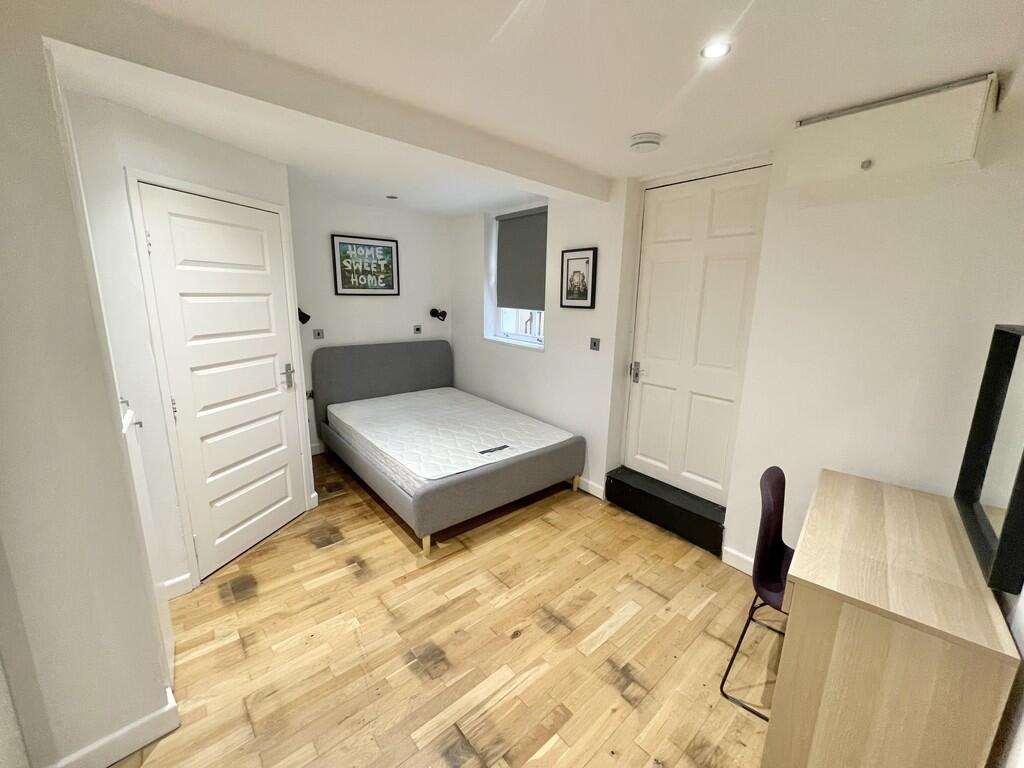 Apartment in Reading, Katesgrove, Newtown - More