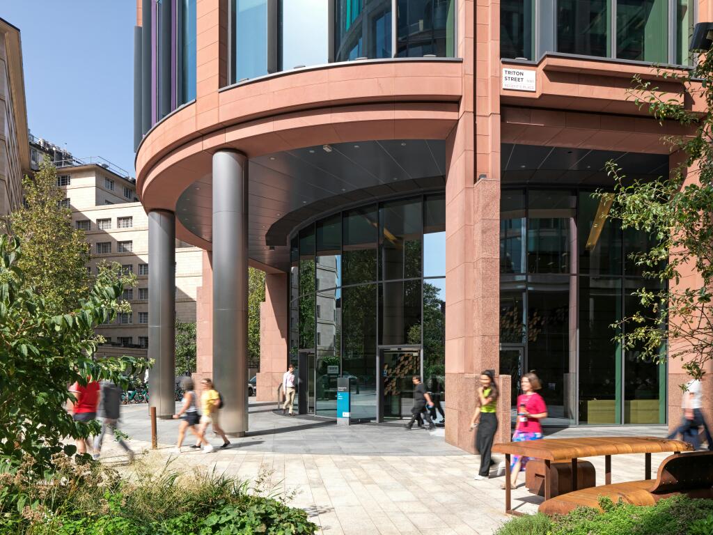 025_British Land_Regents Place_Euston Road_NW1_05092023_ Charles Hosea.jpg