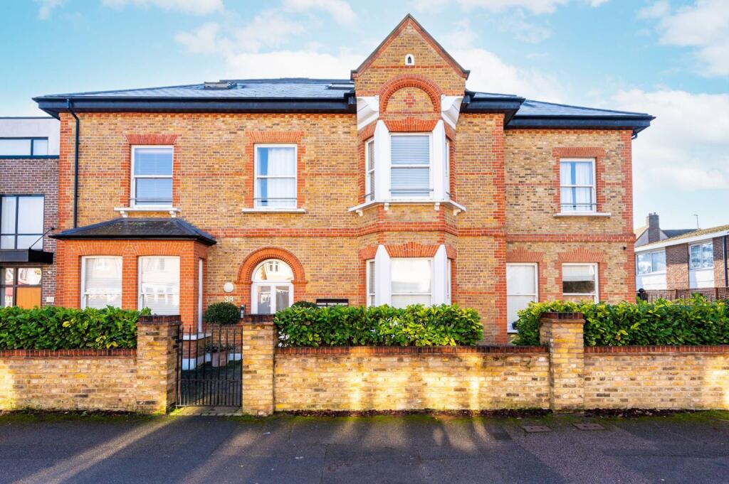 Main image of property: Lime Grove, New Malden, KT3