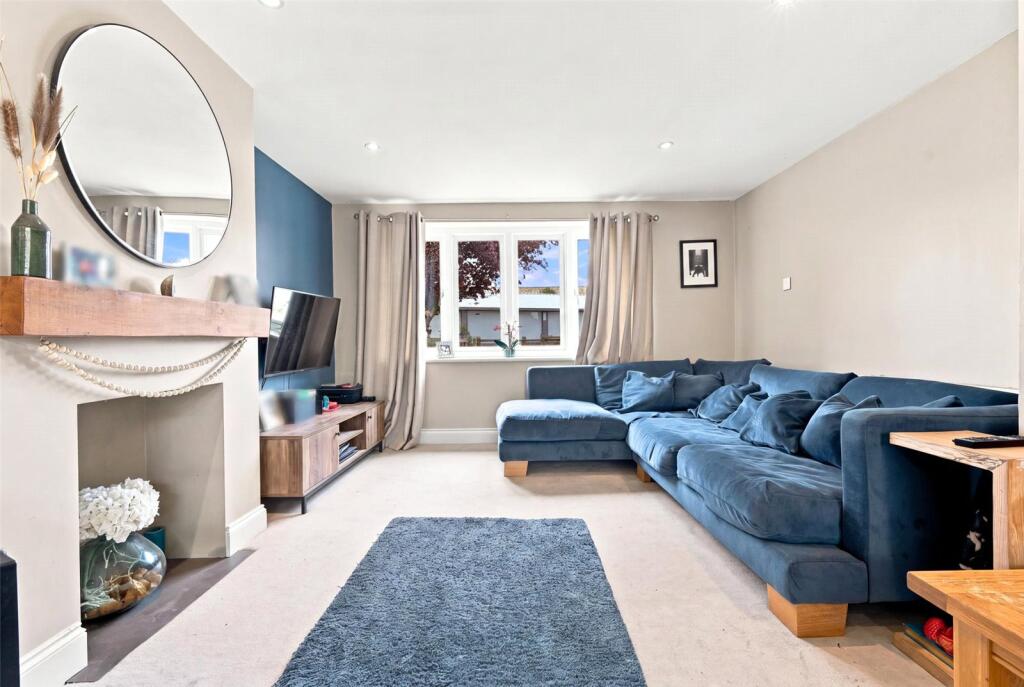 House in Chelmsford - More