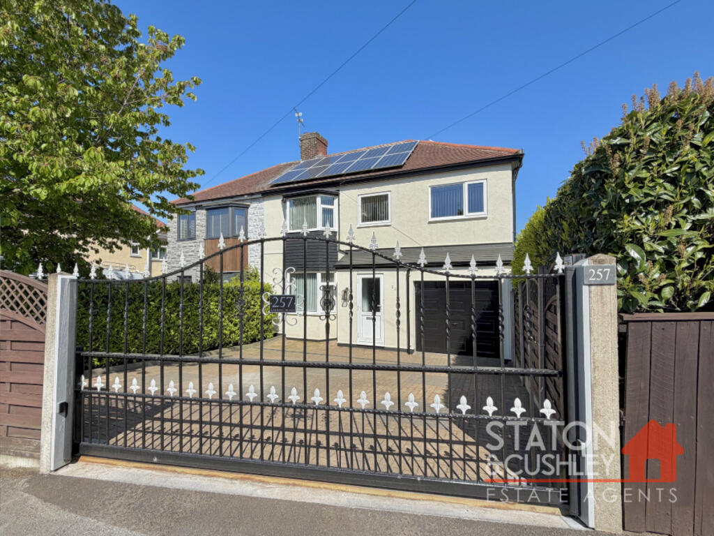 Main image of property: Eakring Road, Mansfield, NG18