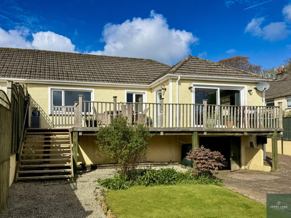 Main image of property: Dobbs Lane, Truro, TR1