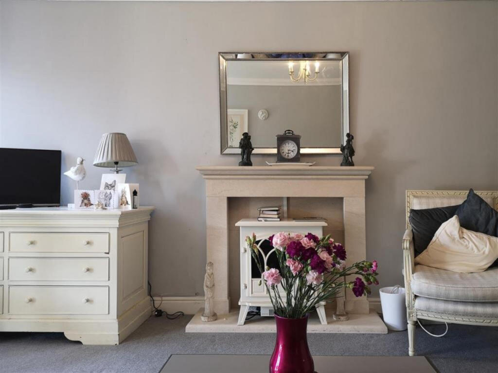 Harsfold Road, Rustington, BN16 photo 5