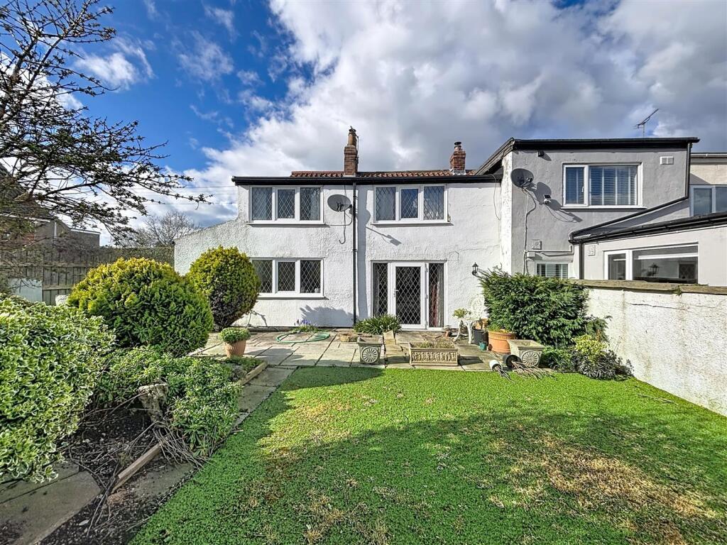 Main image of property: Back Lane, Seaton, Hull