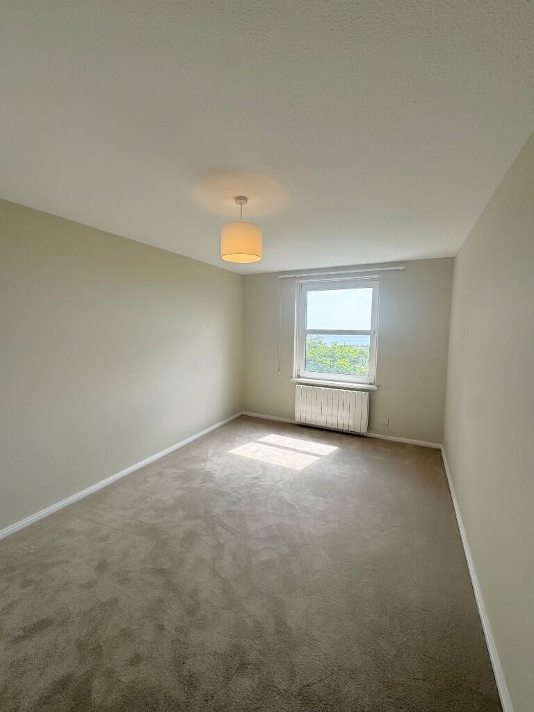 Apartment in Brighton - View 5