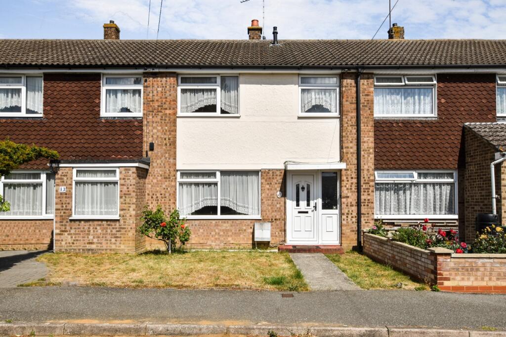 3-bed terraced on Sassoon Way, Maldon, £275,000