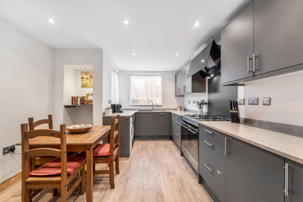 House in Redditch, Winyates Green - View 2