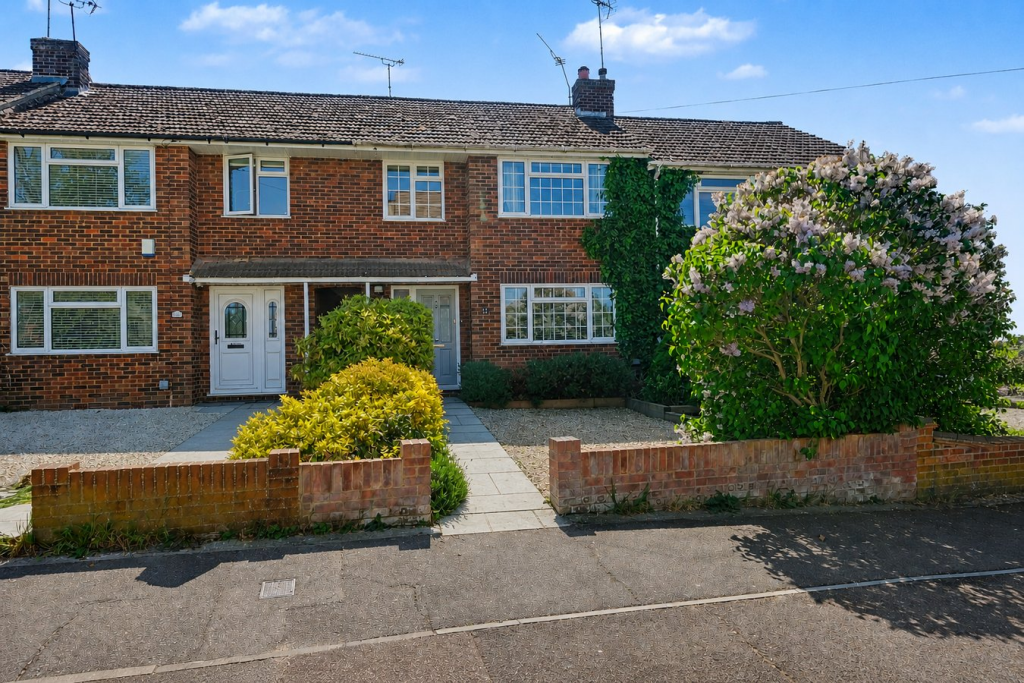 Main image of property: Waltham Glen, Moulsham Lodge, Chelmsford, CM2