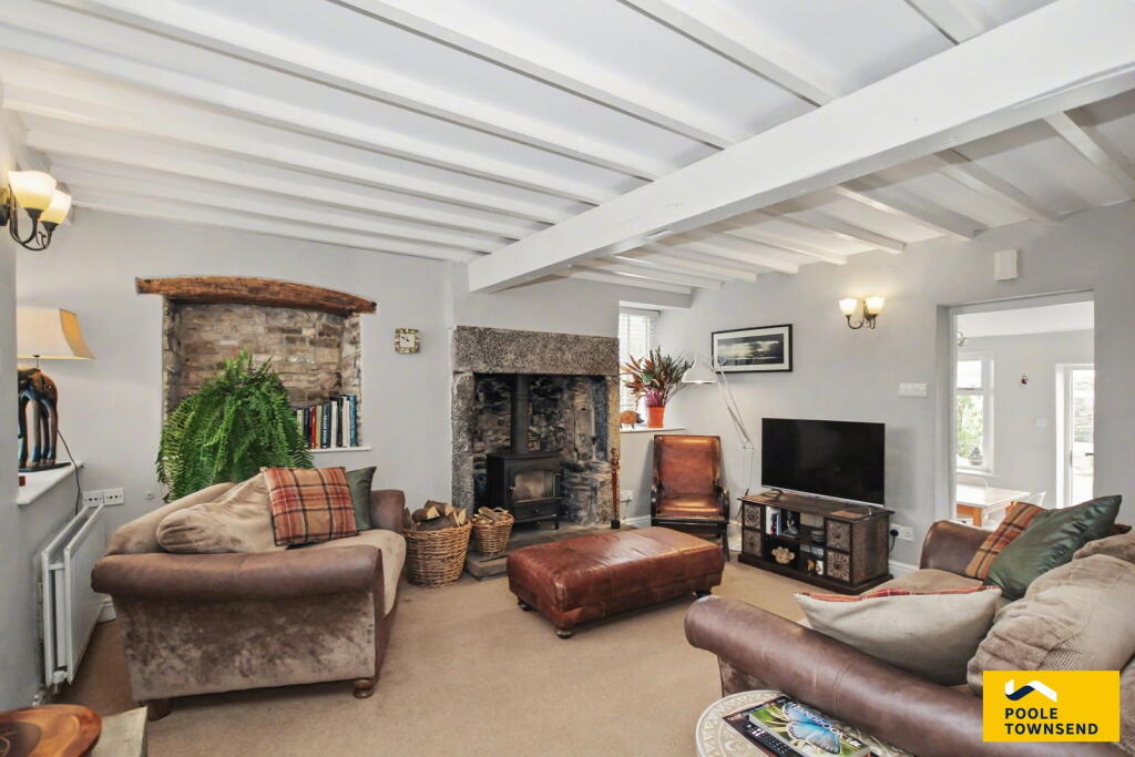 Nelson Square, Levens, LA8 8PR photo 3