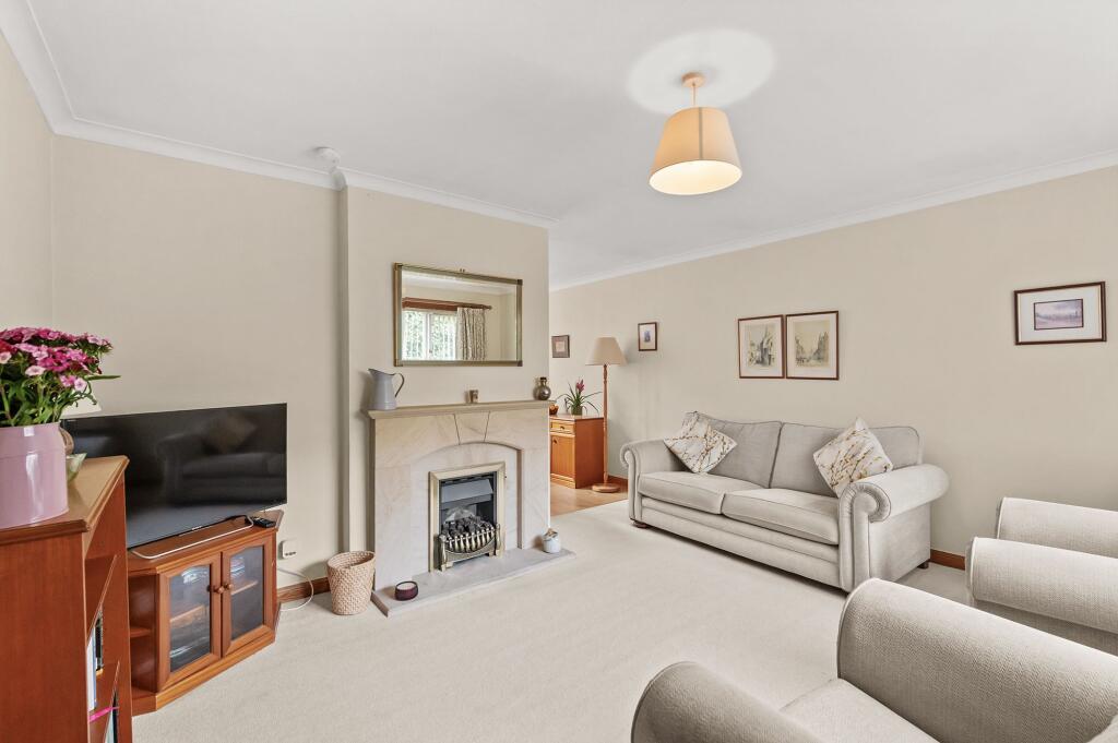 Highfield Avenue, Linlithgow, EH49 photo 2