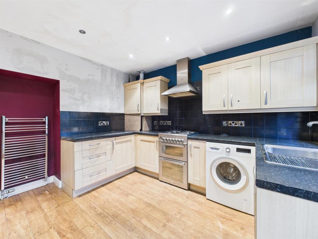 Tresillian Close, Darley Abbey, Derby photo 3