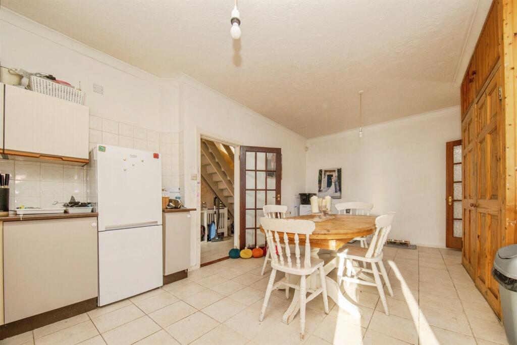 House in Clacton-on-Sea, Great Clacton - View 5
