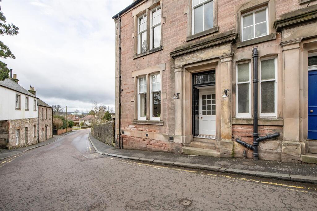 Main image of property: 3 High Street, Dollar FK14 7AY