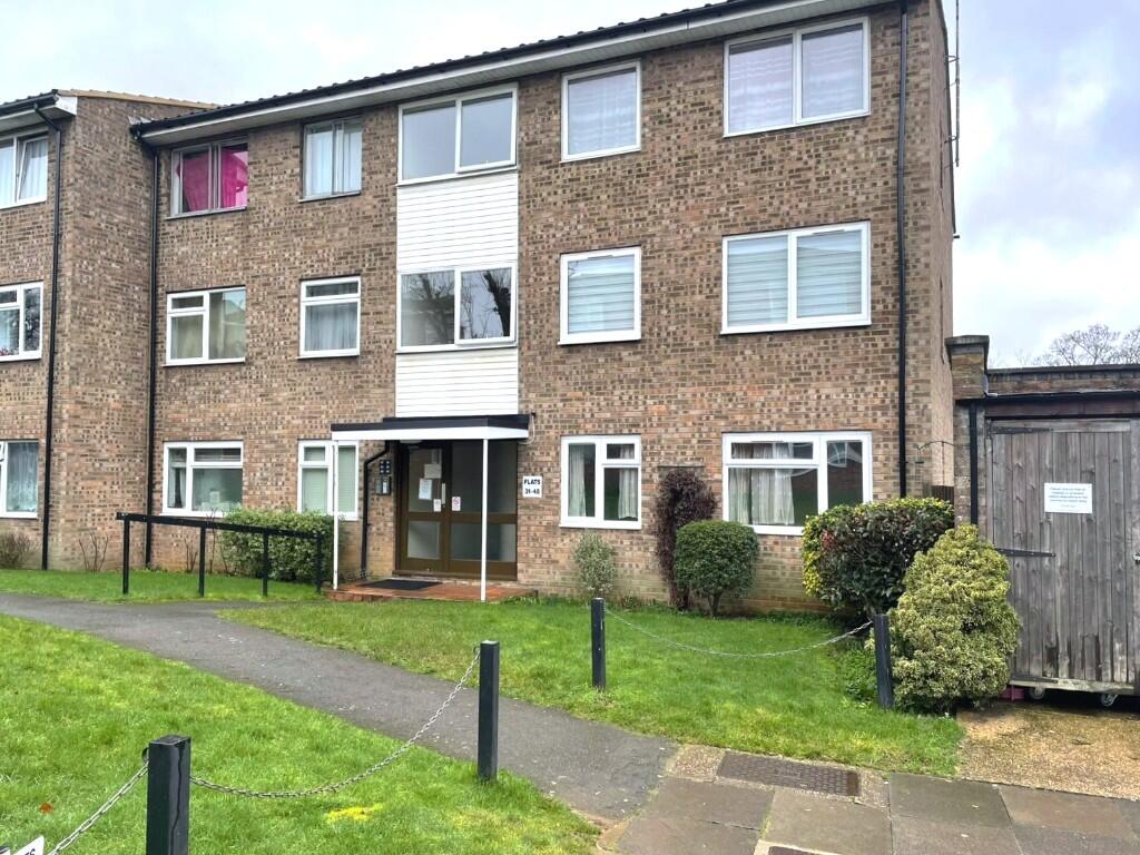 Main image of property: The Shires, Old Bedford Road, Luton, Bedfordshire, LU2