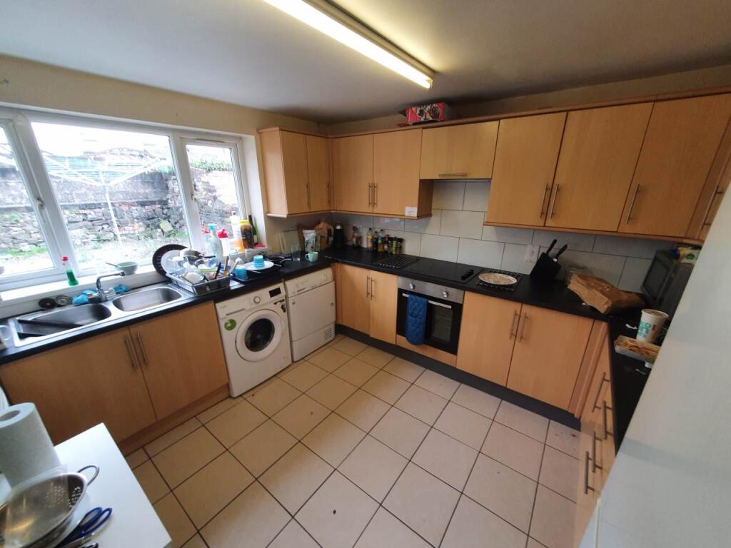 House in Cardiff, Maindy, Cathays - View 3