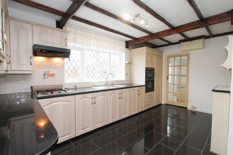 Edward Road South, Clevedon photo 4